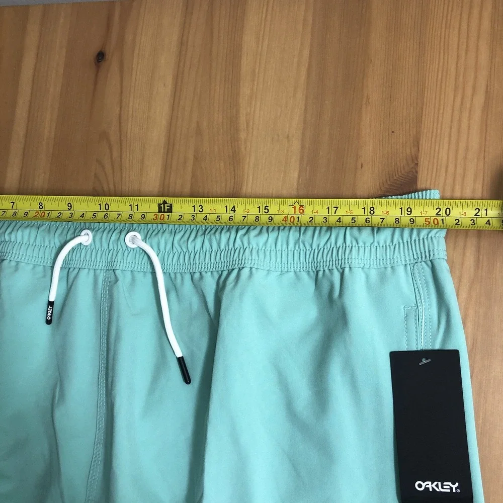 Oakley Beach Swimming Trunks Shorts Men's Sz 2XL Aqua Green Outdoors